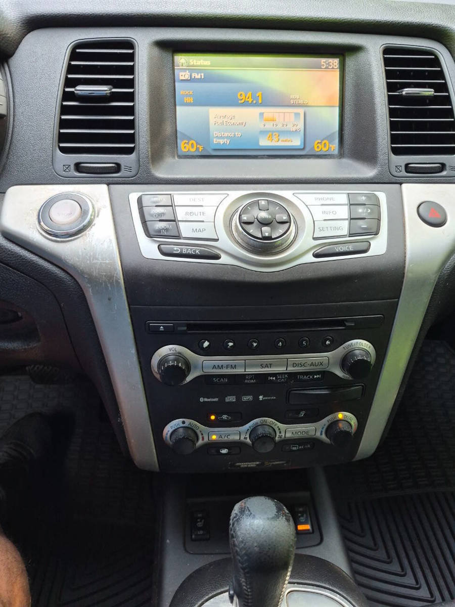 Used 2010 Nissan Murano SL w/ Navigation Pkg AWD/4WD image 16