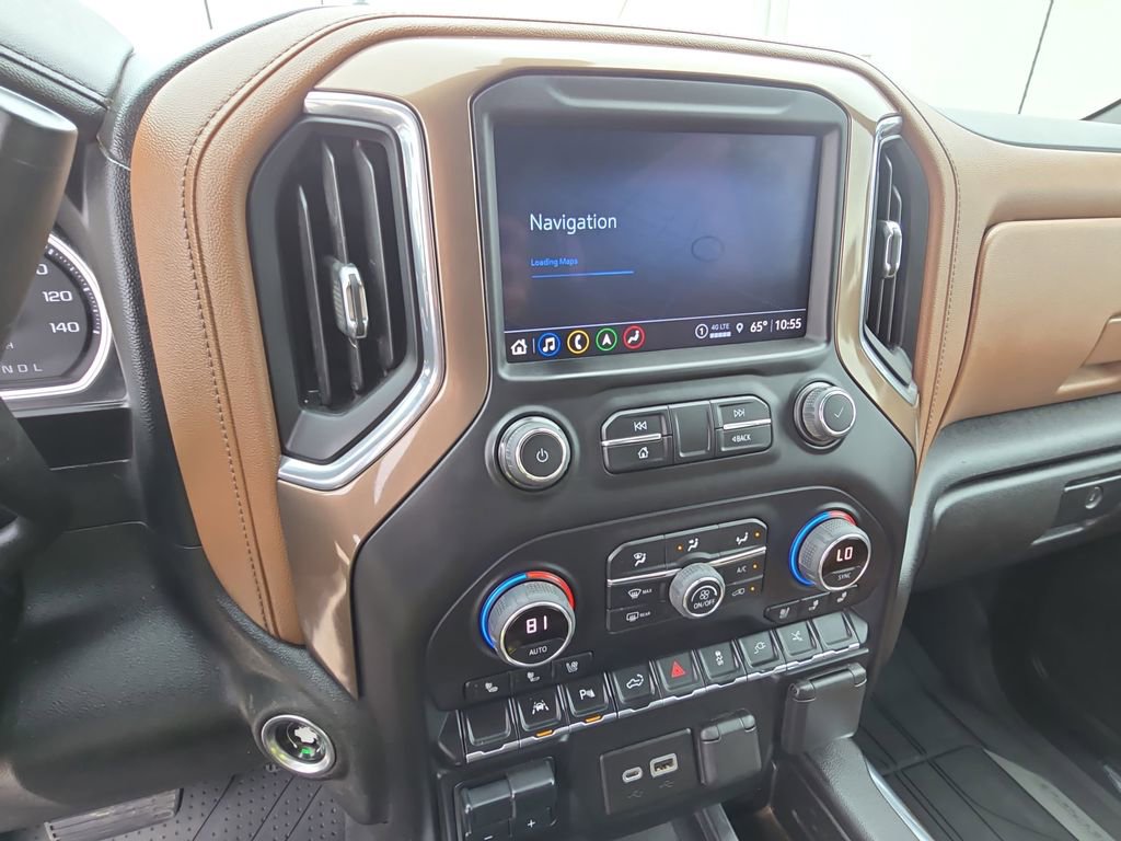 Used 2022 Chevrolet Silverado 1500 High Country w/ Technology Package image 22