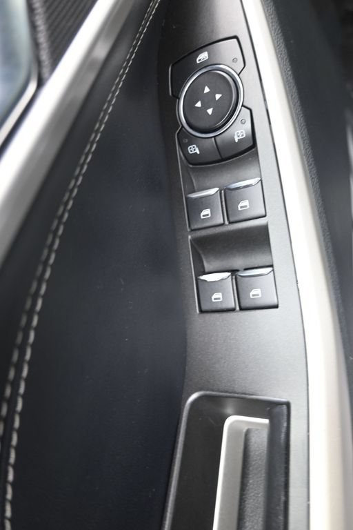 Used 2021 Ford Explorer XLT RWD image 12