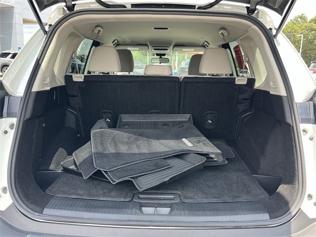 Certified 2023 Nissan Rogue SV image 18