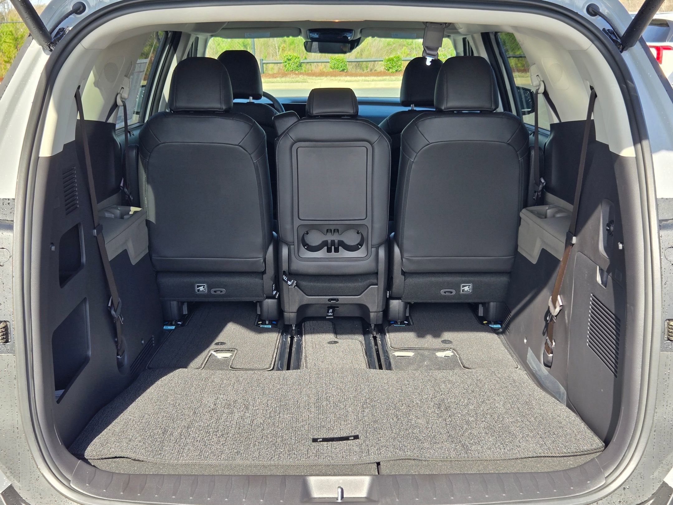 New 2026 Kia Carnival EX FWD image 28