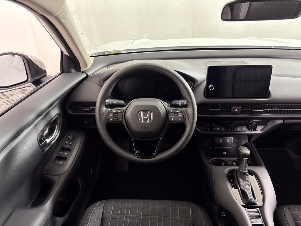 Used 2027 Honda HR-V LX image 18