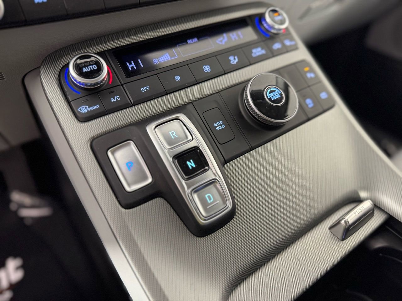 Used 2025 Hyundai Palisade SE image 23