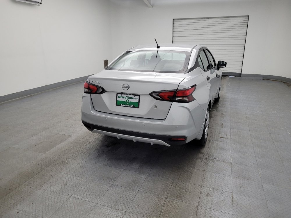 Used 2024 Nissan Versa S w/ Trunk Package image 7