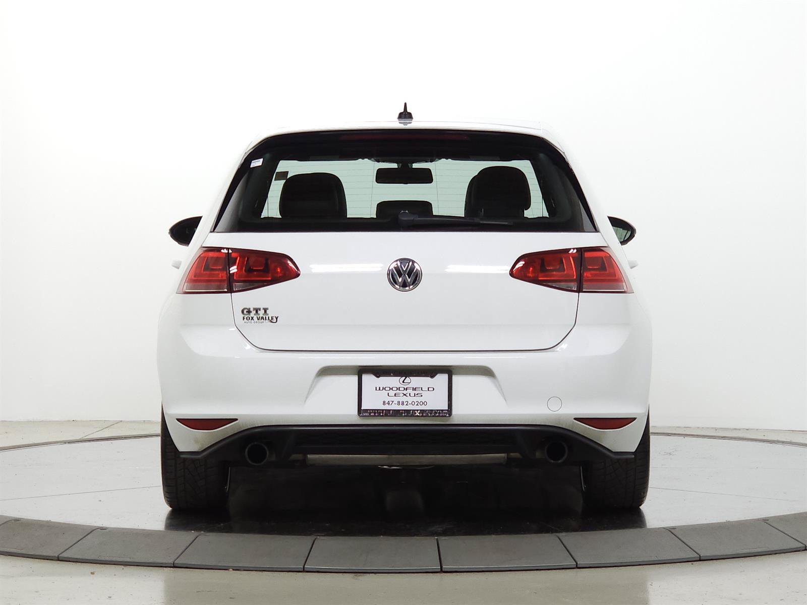 Used 2016 Volkswagen GTI SE FWD image 6