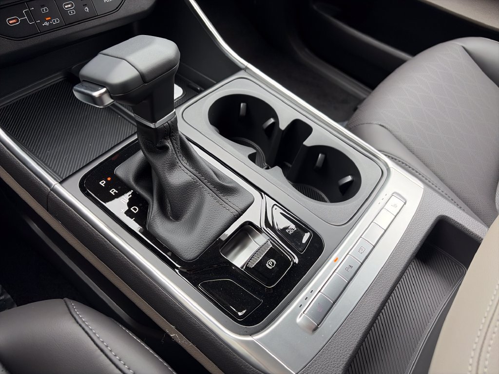 New 2027 Kia Carnival EX FWD image 23