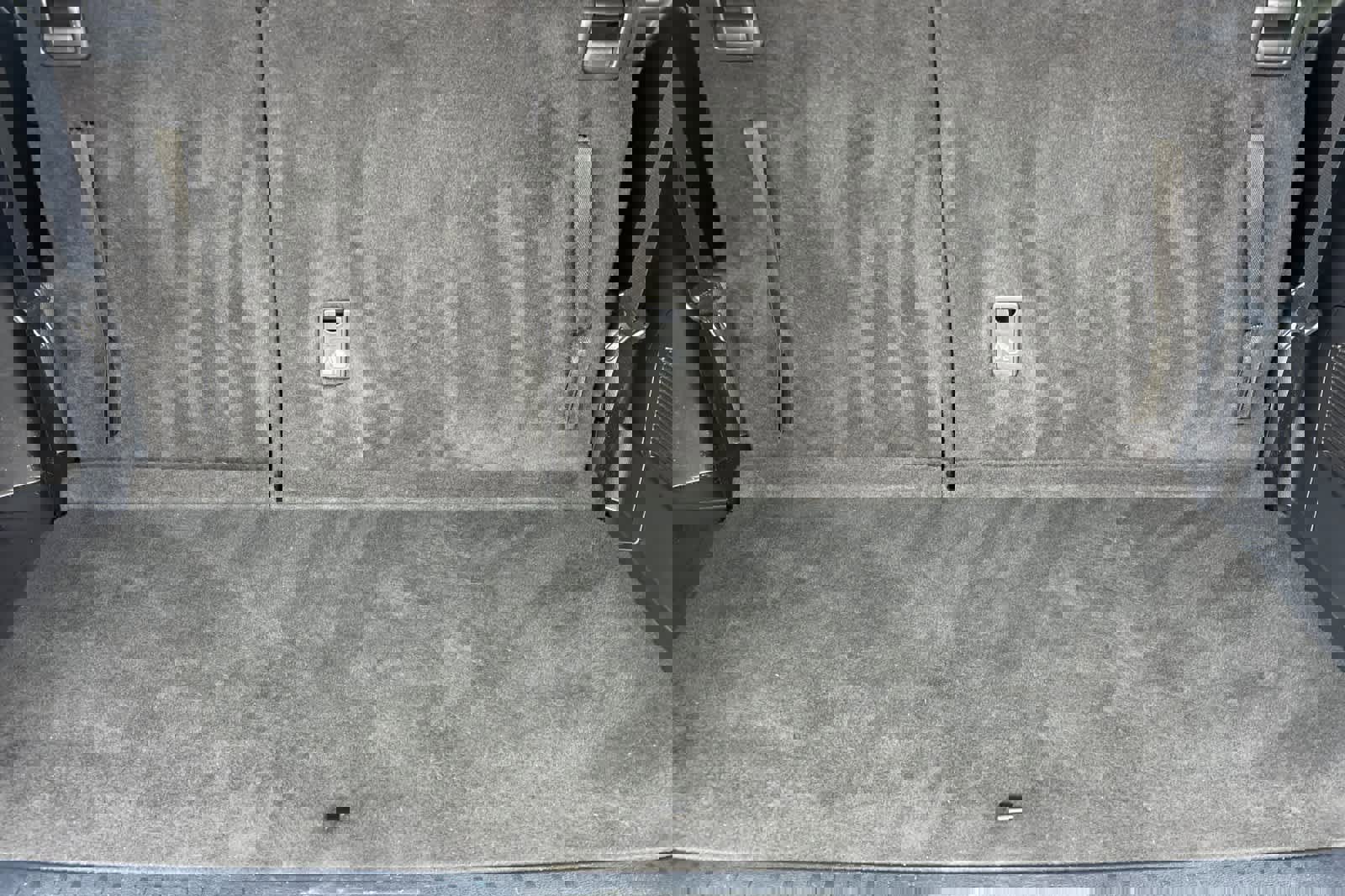 Used 2023 Toyota Highlander L image 17