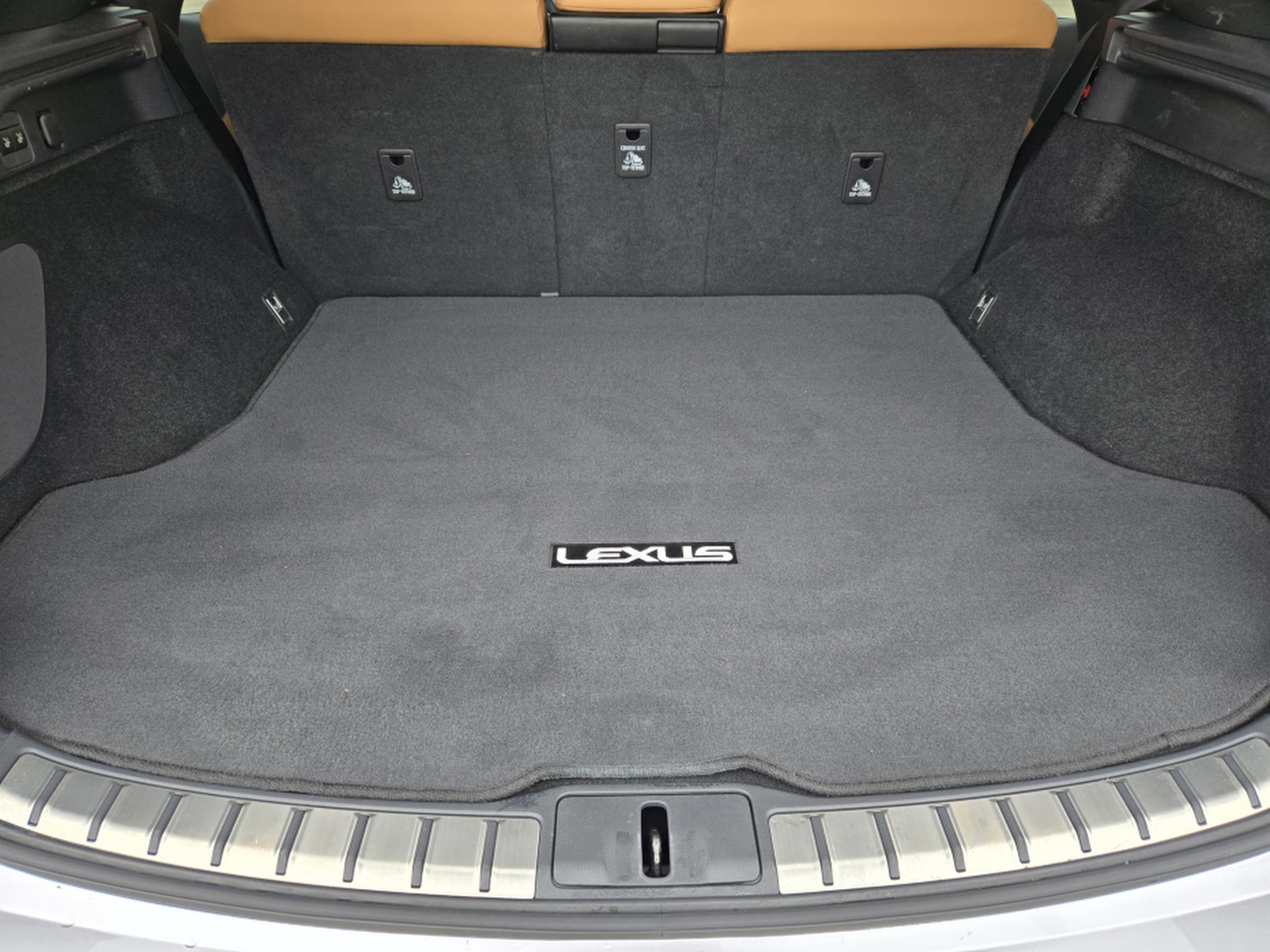 Certified 2023 Lexus RX 350 Premium Plus w/ Cold Area Package image 25