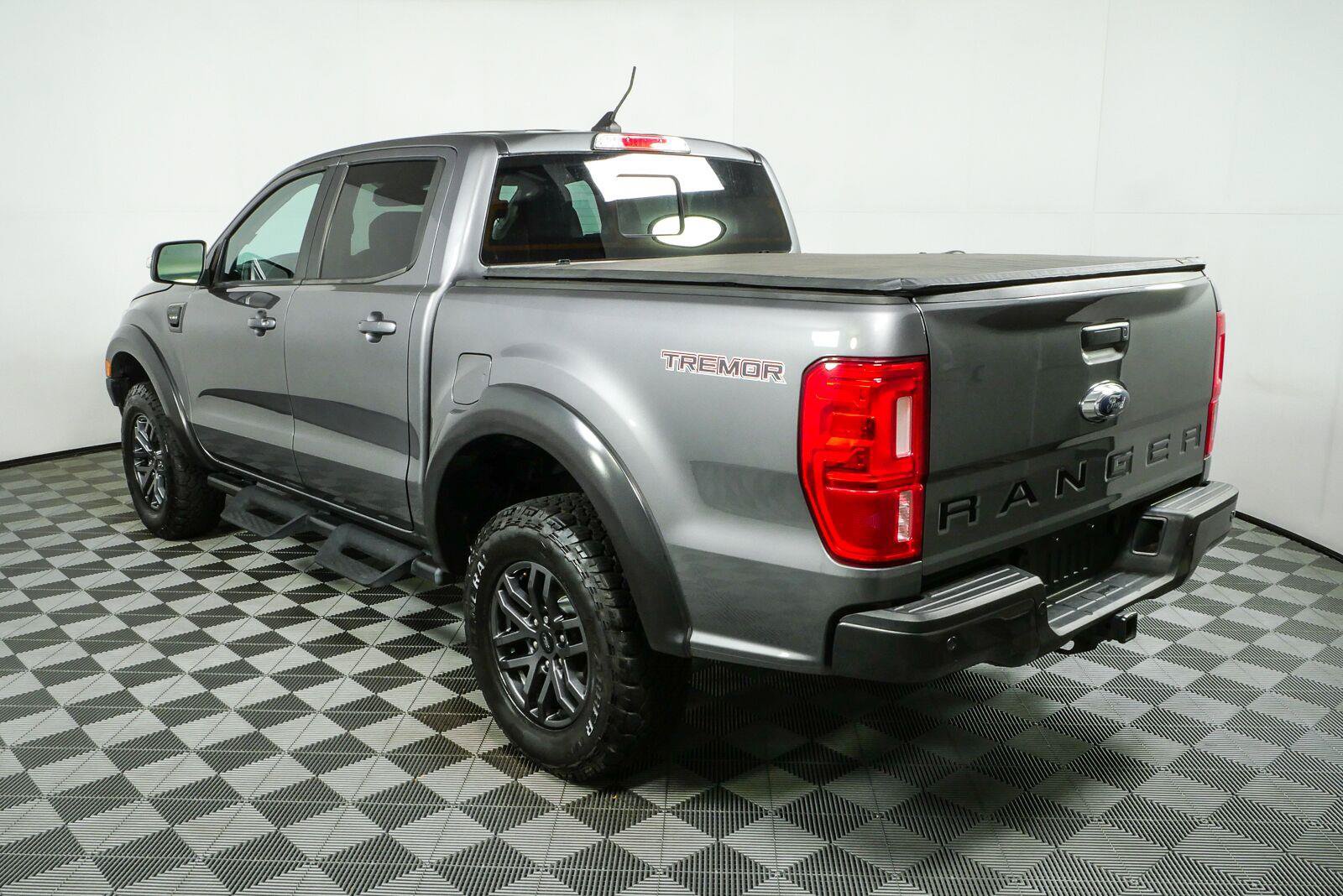Used 2021 Ford Ranger Lariat w/ Tremor Off-Road Package AWD/4WD image 29