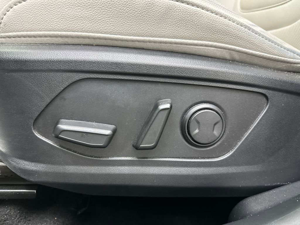Used 2023 Hyundai Tucson SEL w/ Convenience Package FWD image 10