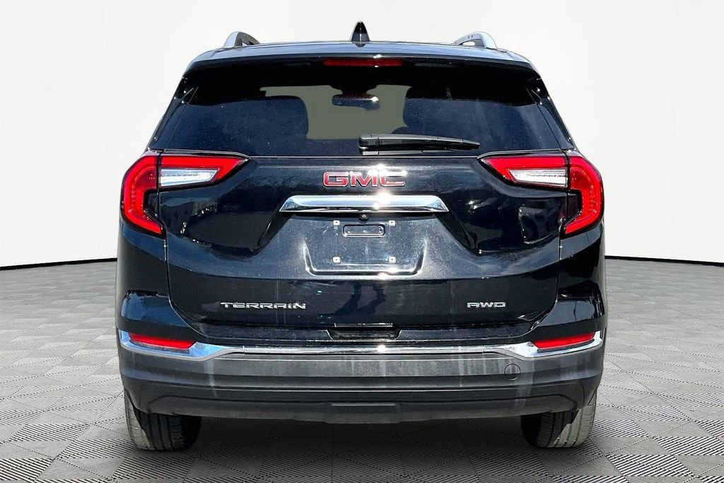 Used 2024 GMC Terrain SLT image 6