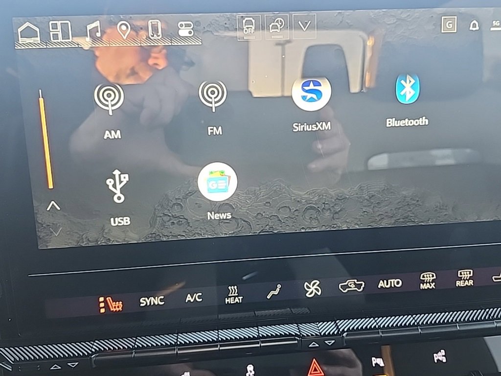 New 2026 GMC Hummer EV 4x4 Crew Cab image 26