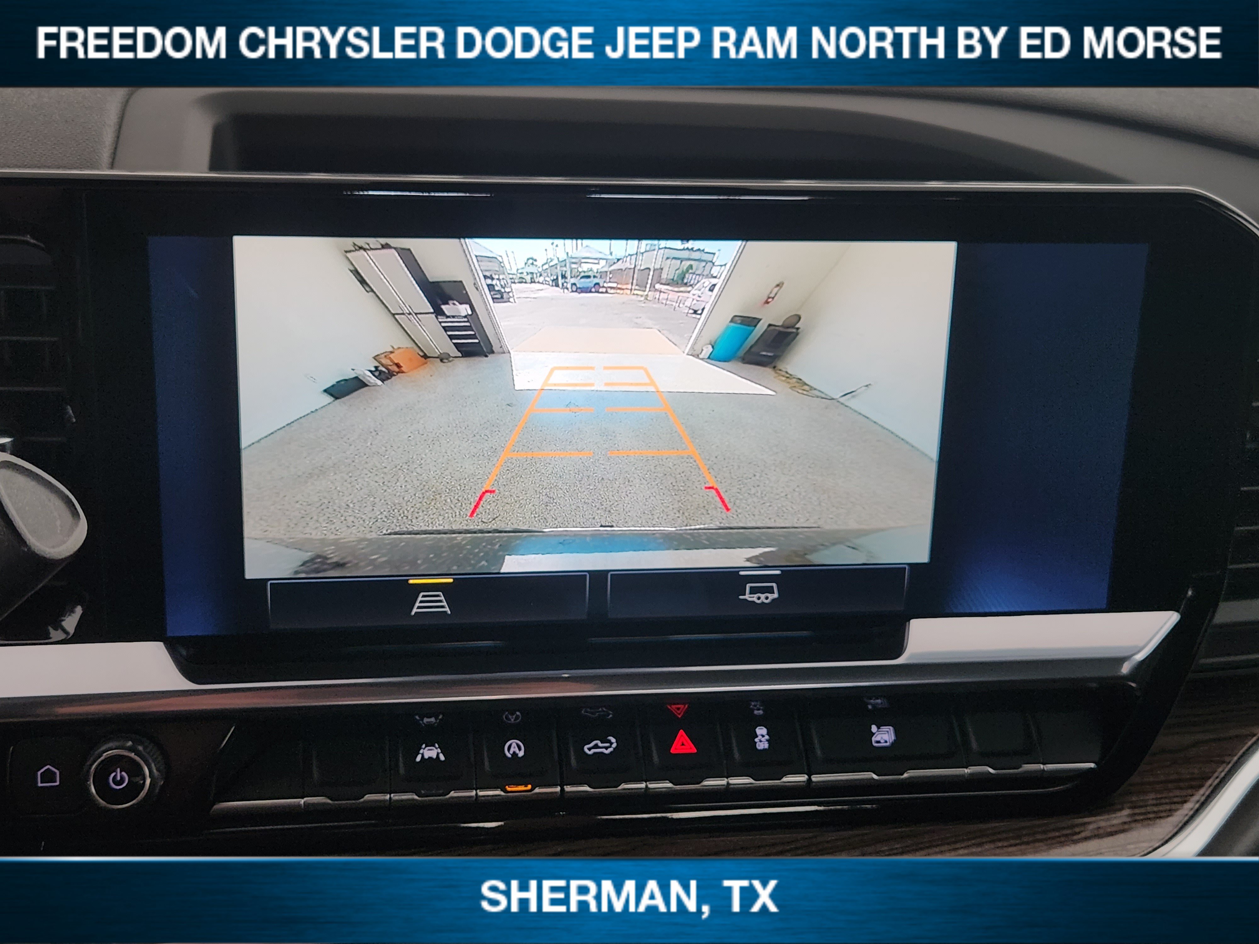 Used 2023 Chevrolet Silverado 1500 LT w/ Protection Package AWD/4WD image 12