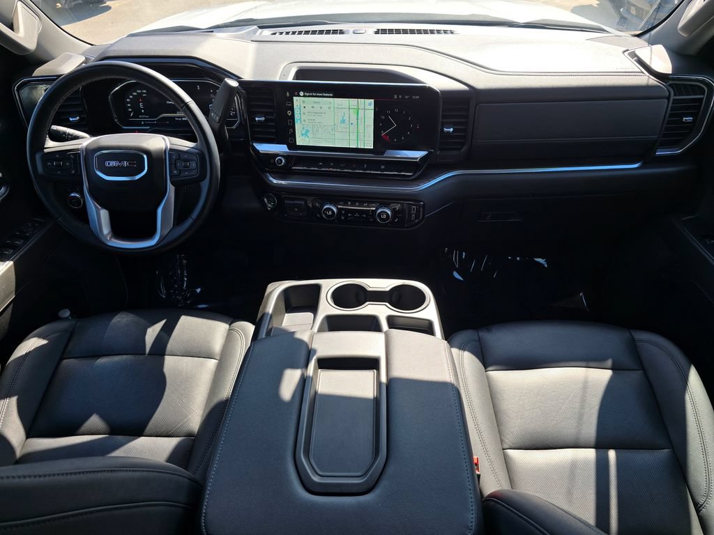 Used 2025 GMC Sierra 1500 SLT AWD/4WD image 46