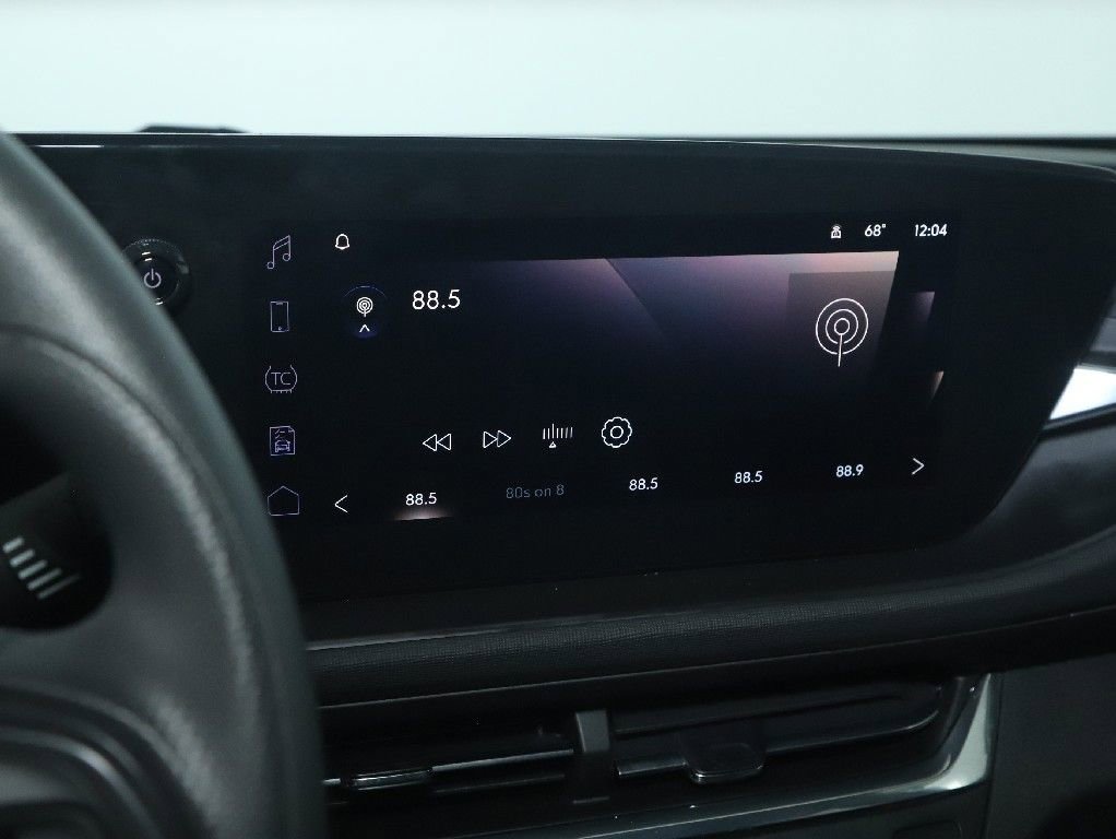 Used 2025 Buick Envista Preferred image 25