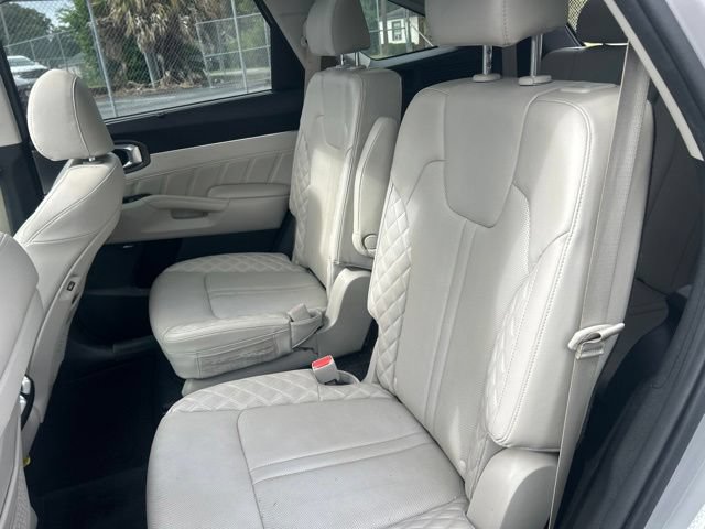 Used 2023 Kia Sorento SX AWD/4WD image 23
