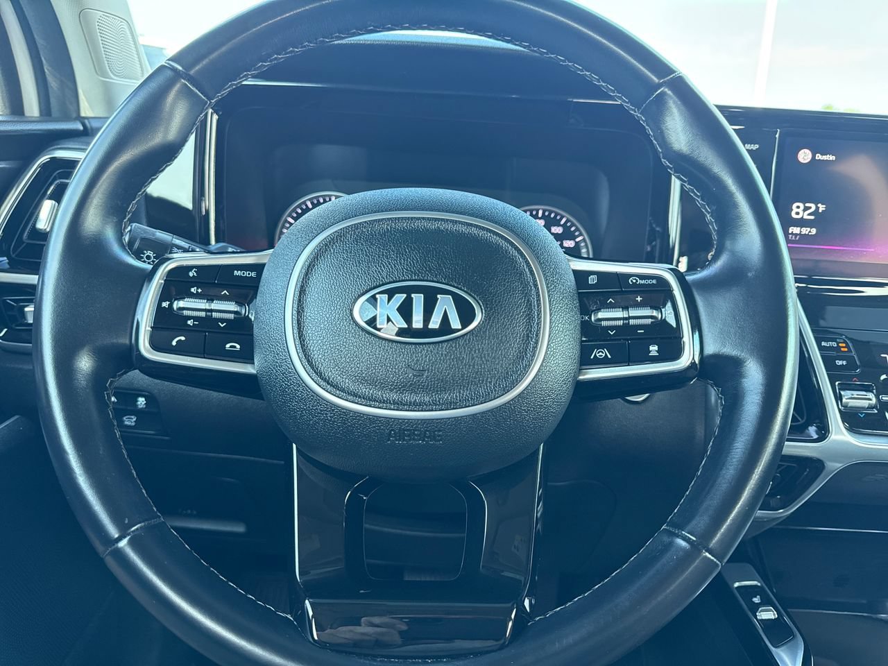 Used 2021 Kia Sorento SX AWD/4WD image 16