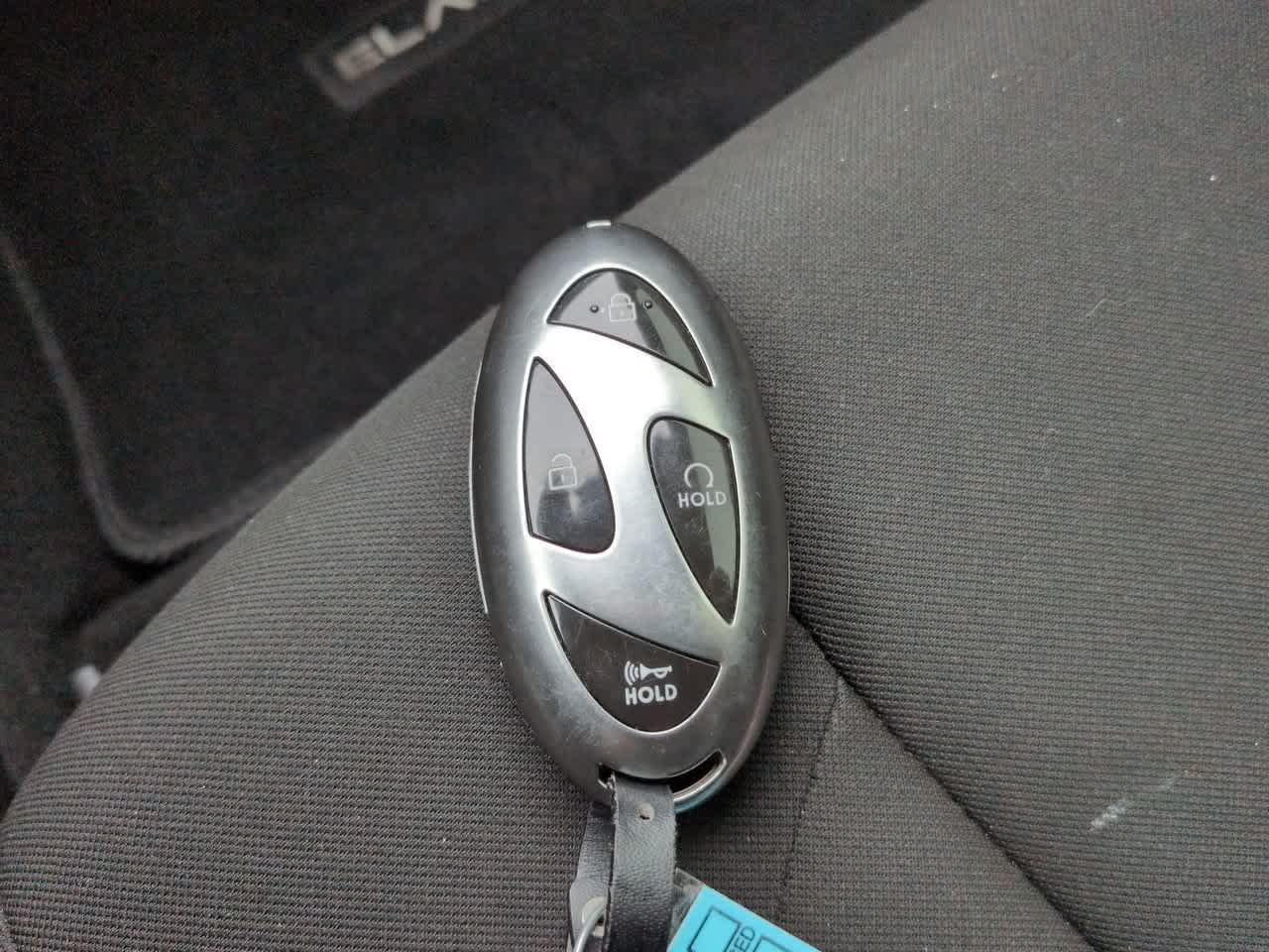 Used 2024 Hyundai Elantra Blue FWD image 27