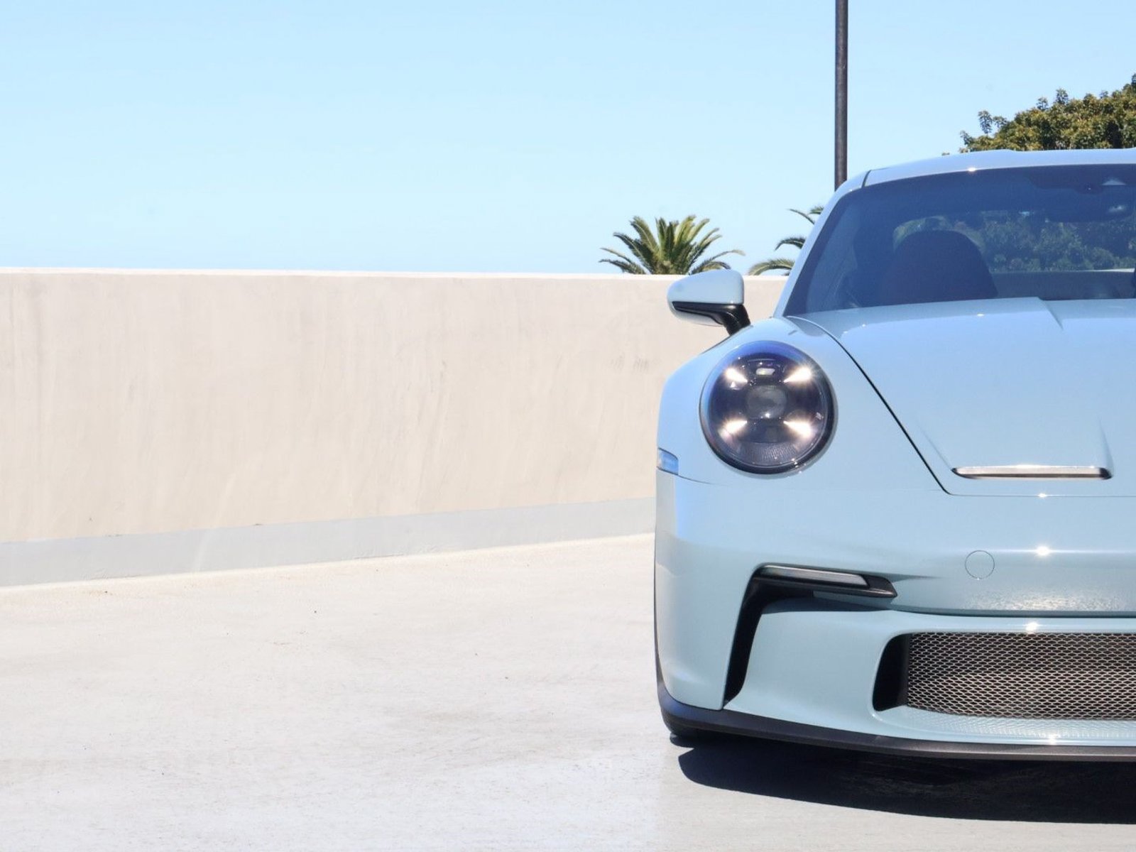 Certified 2024 Porsche 911 GT3 RS RWD image 12