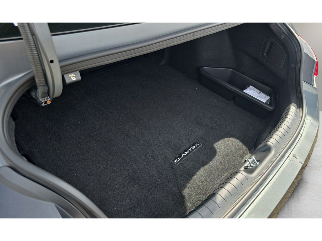 Certified 2026 Hyundai Elantra Sport w/ Cargo Package FWD image 9