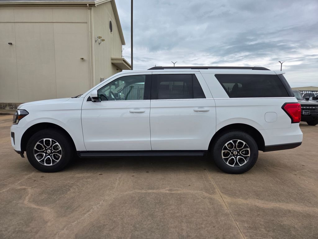 Used 2024 Ford Expedition Max XLT AWD/4WD image 8