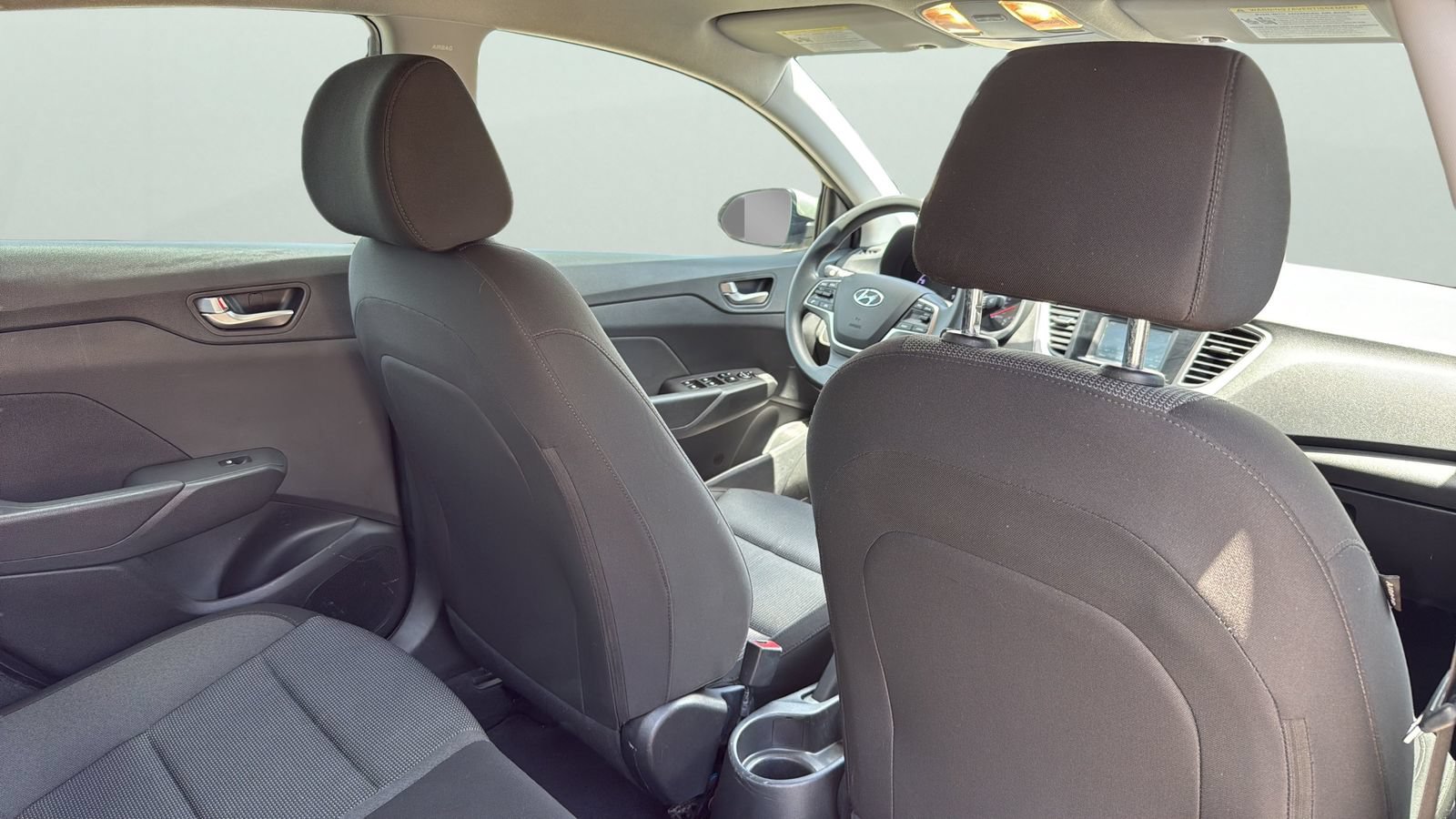 Used 2020 Hyundai Accent SE FWD image 25