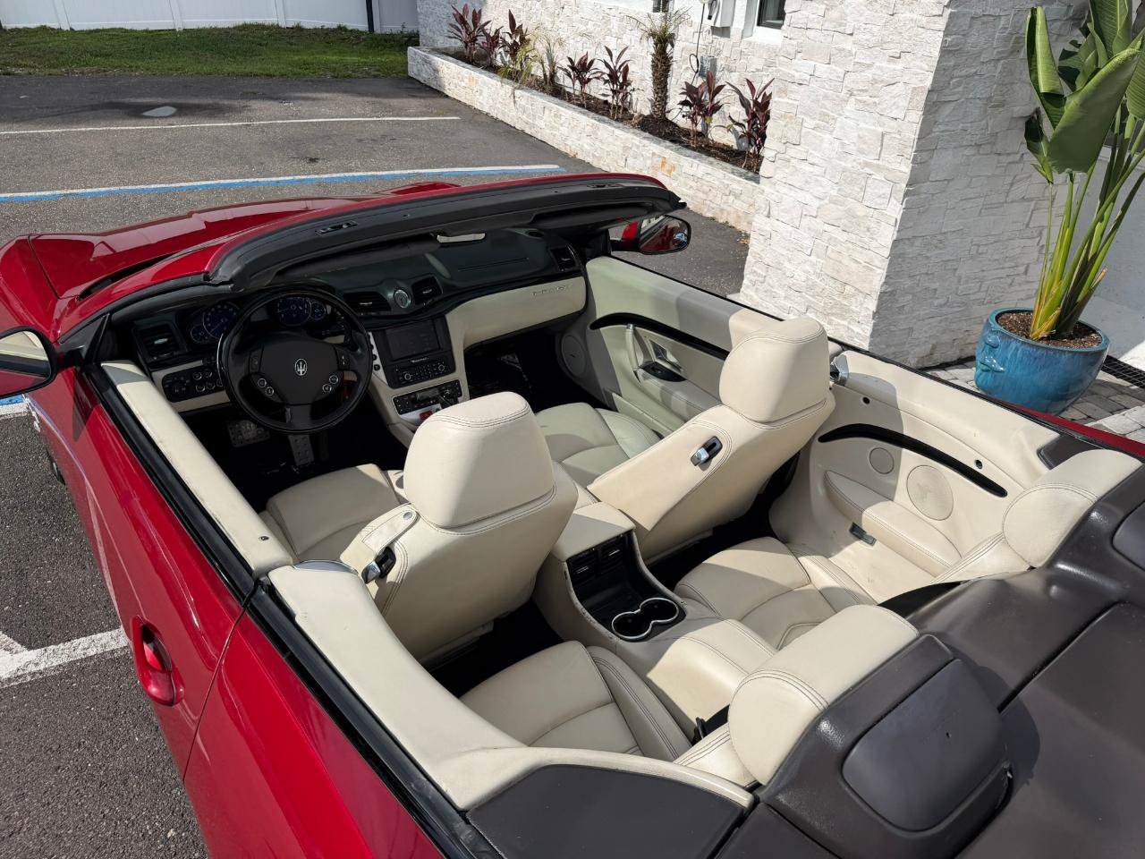 Used 2012 Maserati GranTurismo Sport RWD image 16