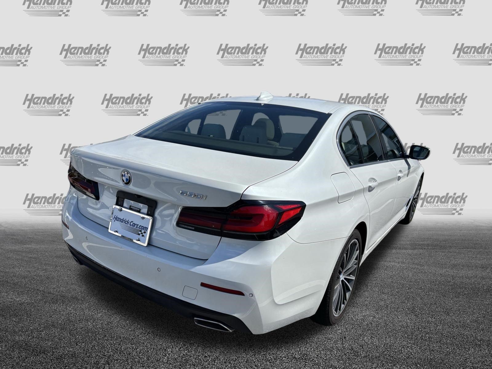 Used 2023 BMW 530i w/ Premium Package RWD image 10