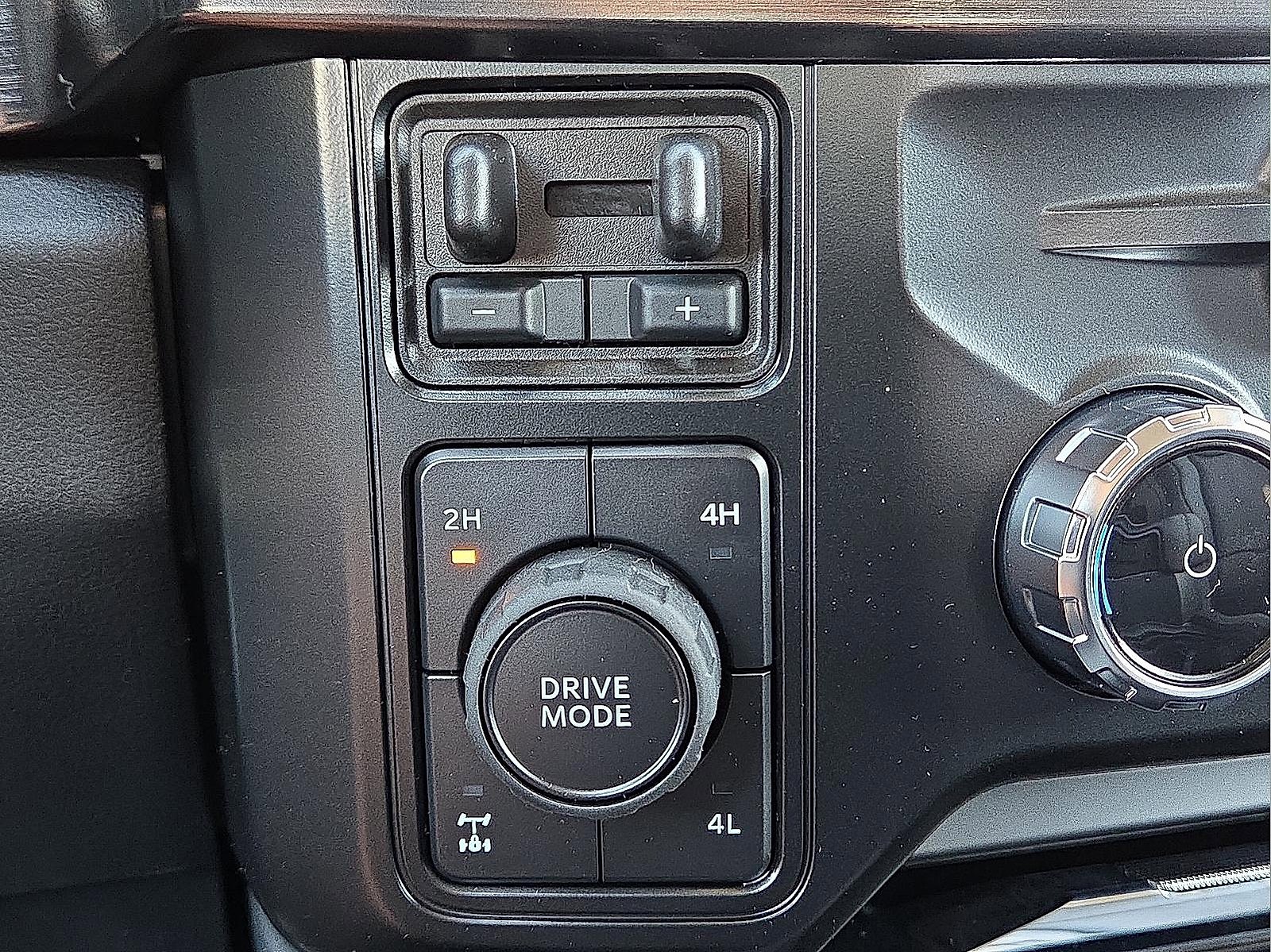 New 2026 Ford F350 Lariat image 21