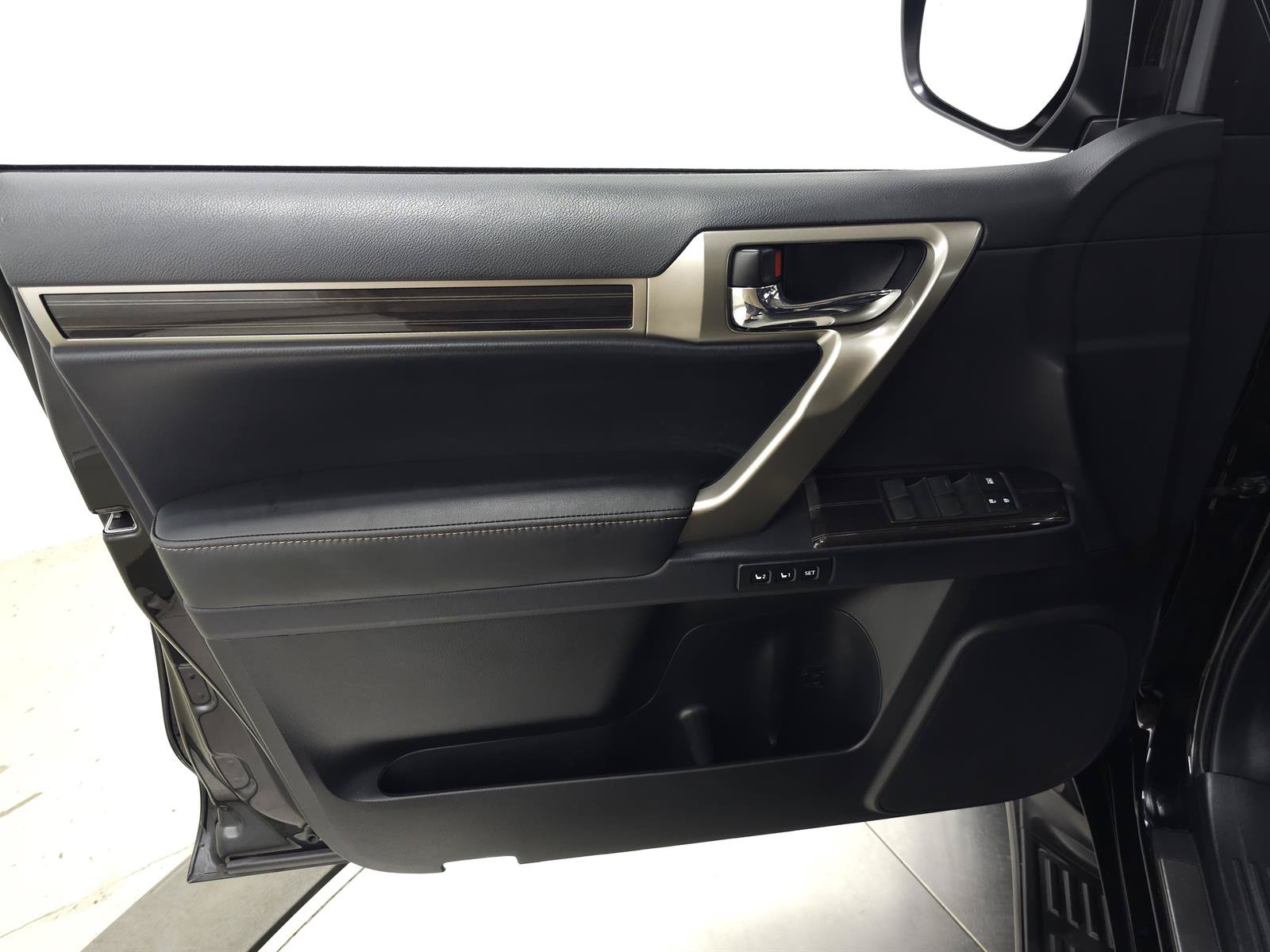 Certified 2021 Lexus GX 460 Premium AWD/4WD image 14