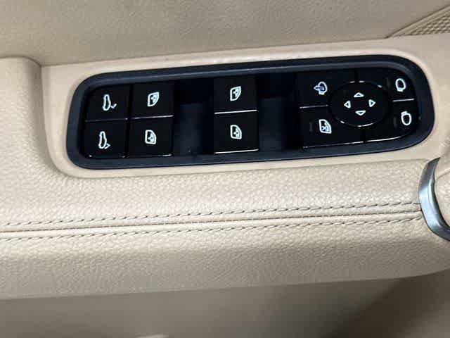 Used 2019 Porsche Cayenne AWD/4WD image 20