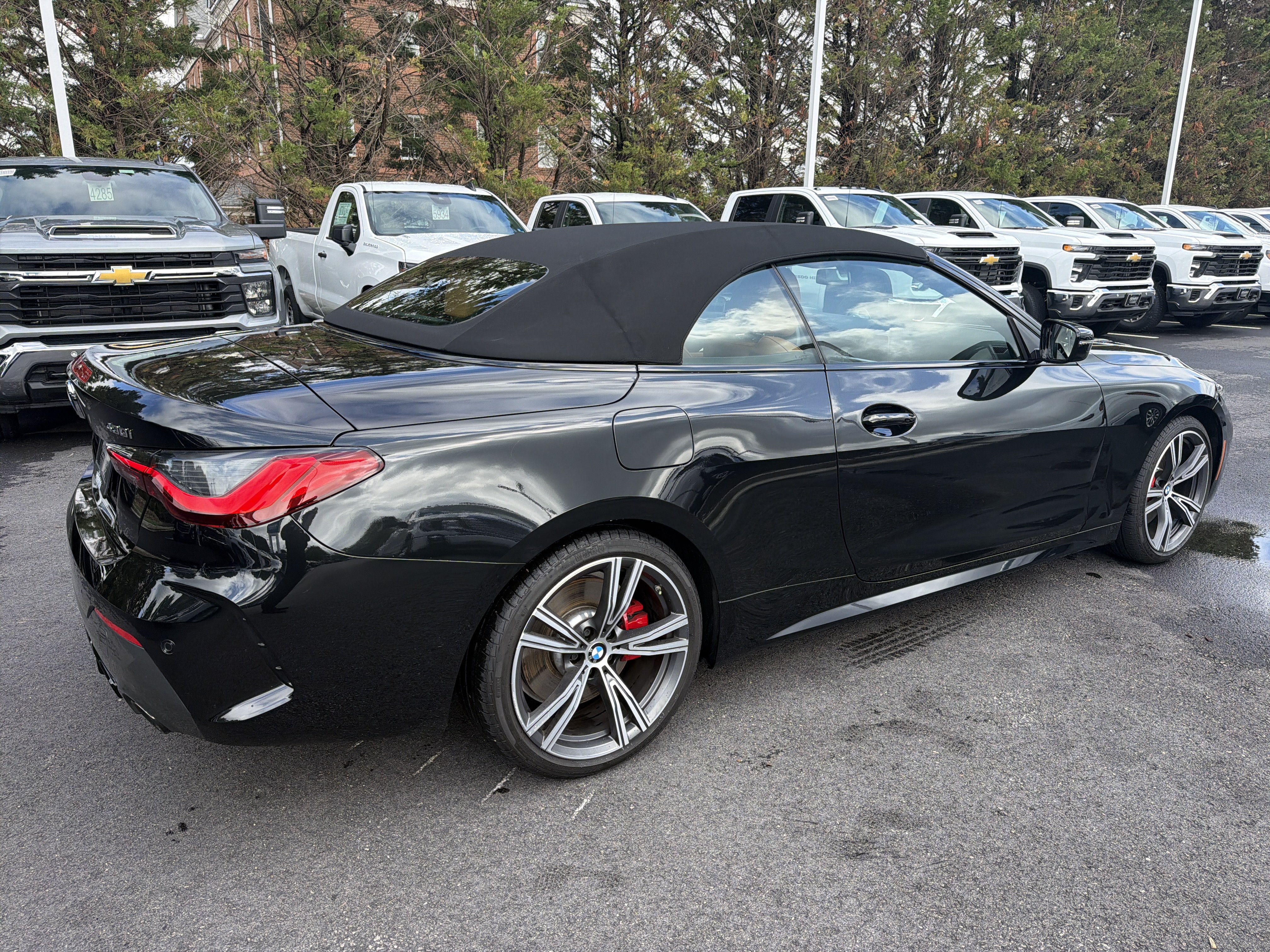 Used 2023 BMW 430i xDrive Convertible w/ M Sport Package AWD/4WD image 10