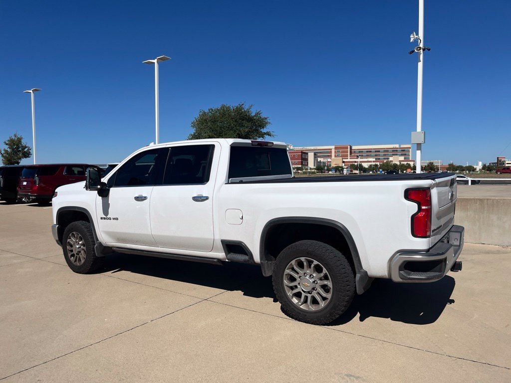 Used 2024 Chevrolet Silverado 2500 LTZ w/ LTZ Plus Package AWD/4WD image 4
