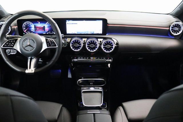 Certified 2025 Mercedes-Benz CLA 250 4MATIC image 22