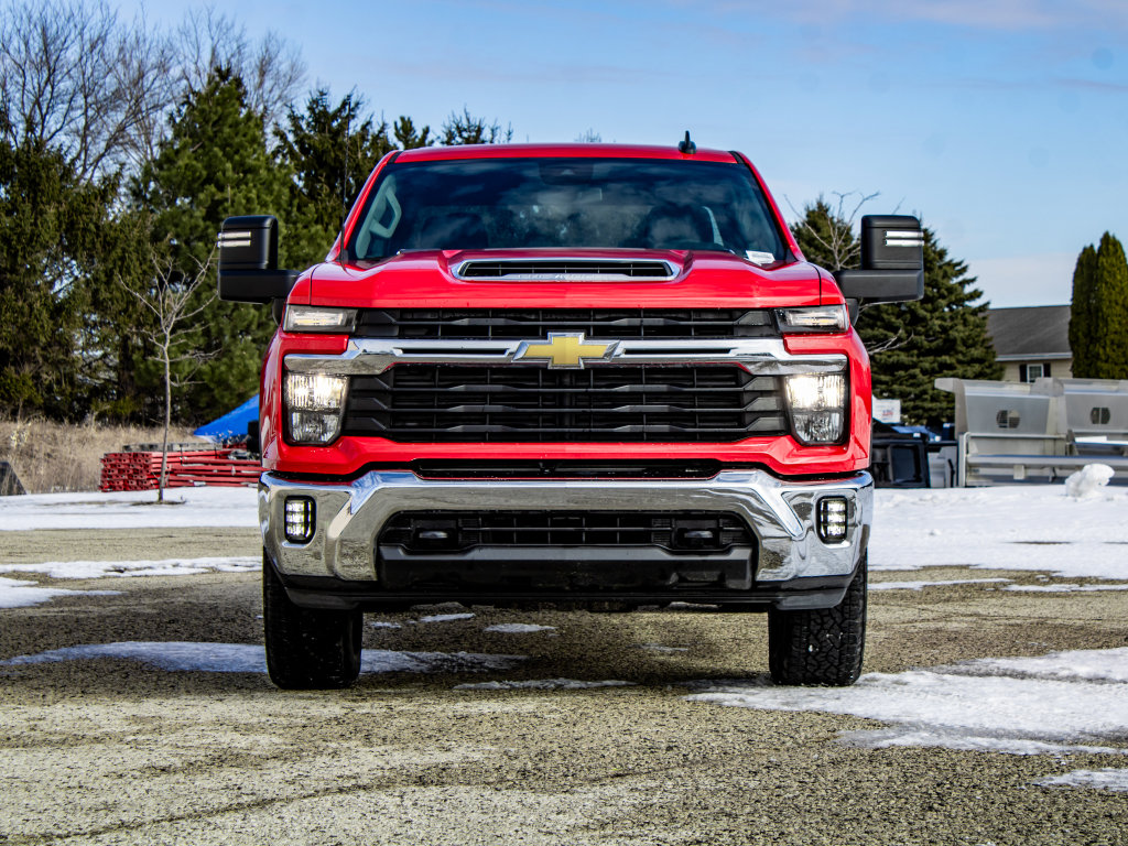 Used 2025 Chevrolet Silverado 2500 LT image 6