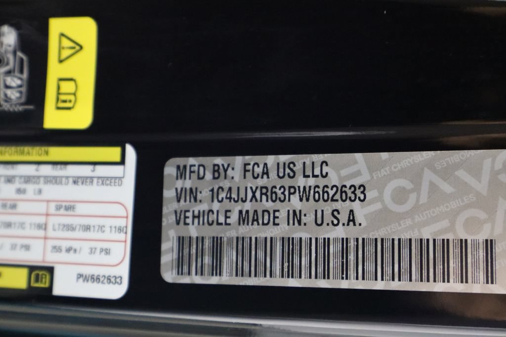 Used 2023 Jeep Wrangler Unlimited Rubicon 4xe w/ Cold Weather Group AWD/4WD image 39
