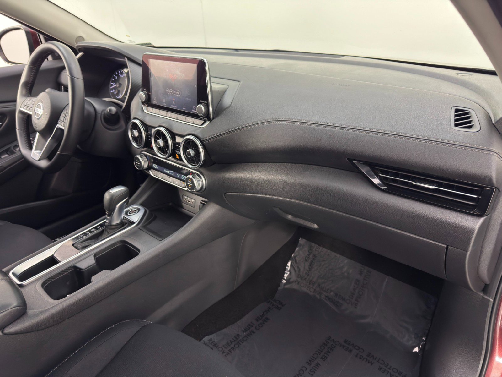 Used 2020 Nissan Sentra SV image 13