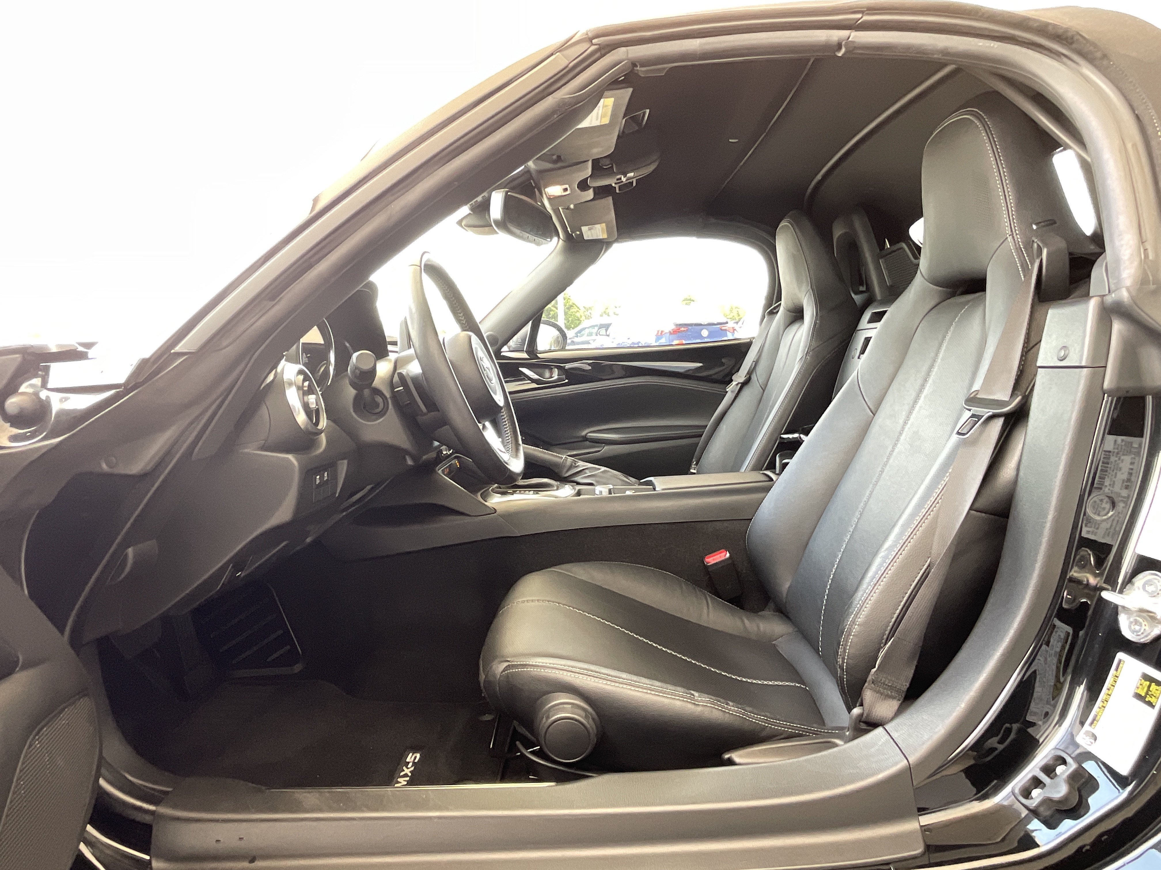 Used 2022 MAZDA MX-5 Miata Grand Touring RWD image 16