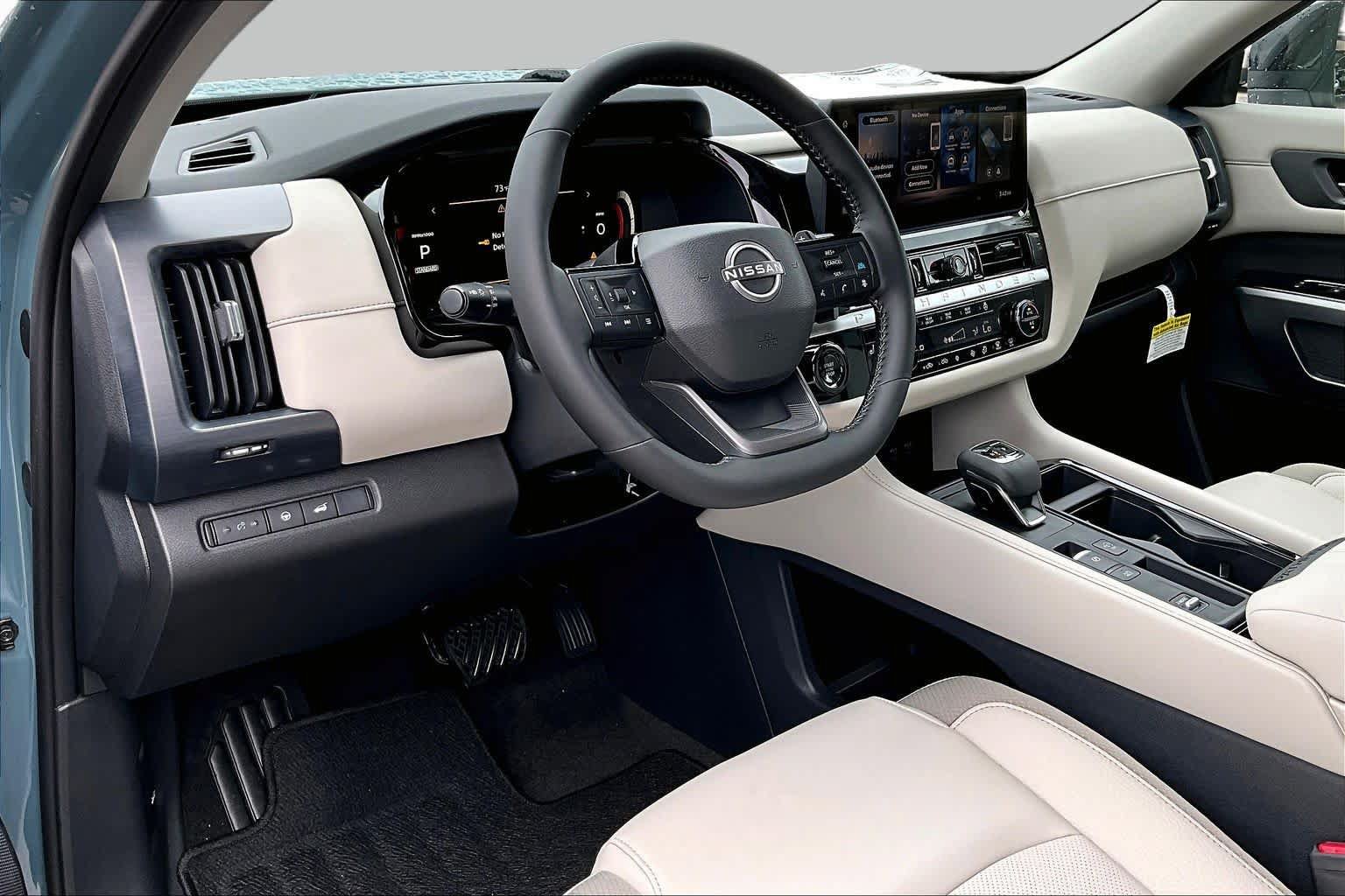 New 2026 Nissan Pathfinder SL FWD image 8
