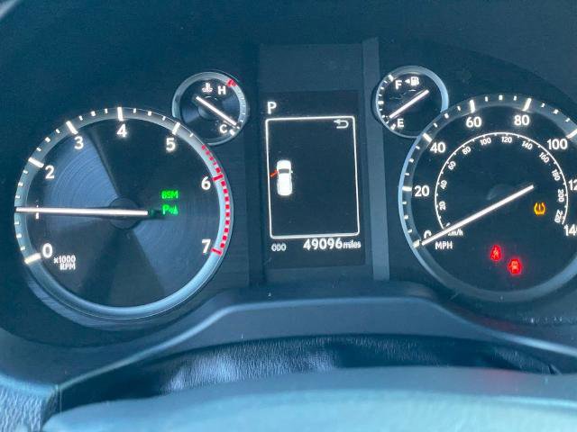 Used 2022 Lexus GX 460 Premium w/ Accessory Package image 17