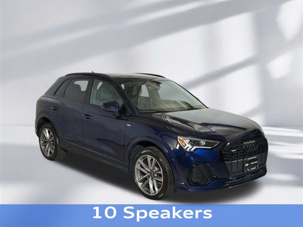 Used 2023 Audi Q3 2.0T Premium w/ Black Optic Sport Package AWD/4WD image 11