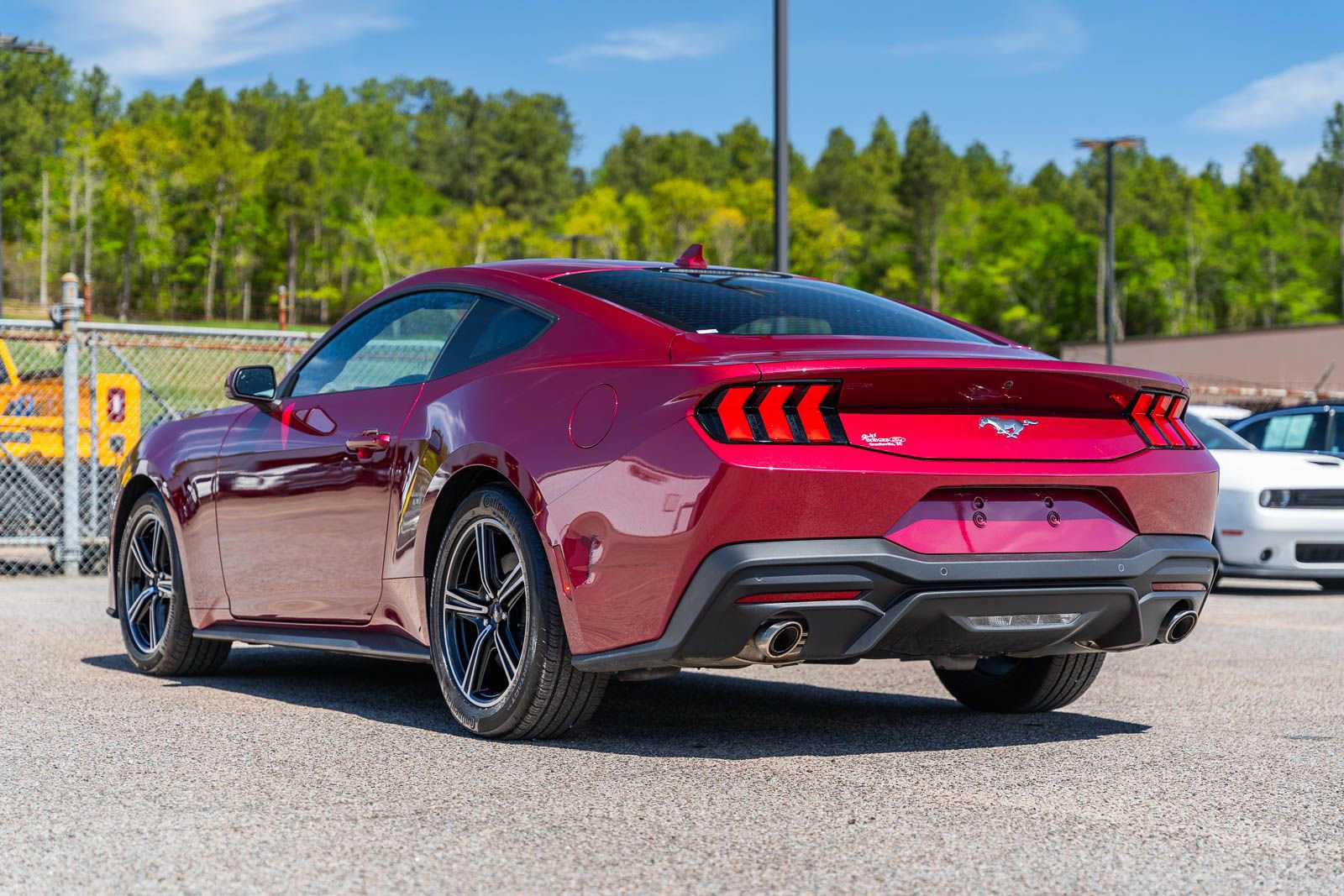 Used 2025 Ford Mustang Coupe image 5