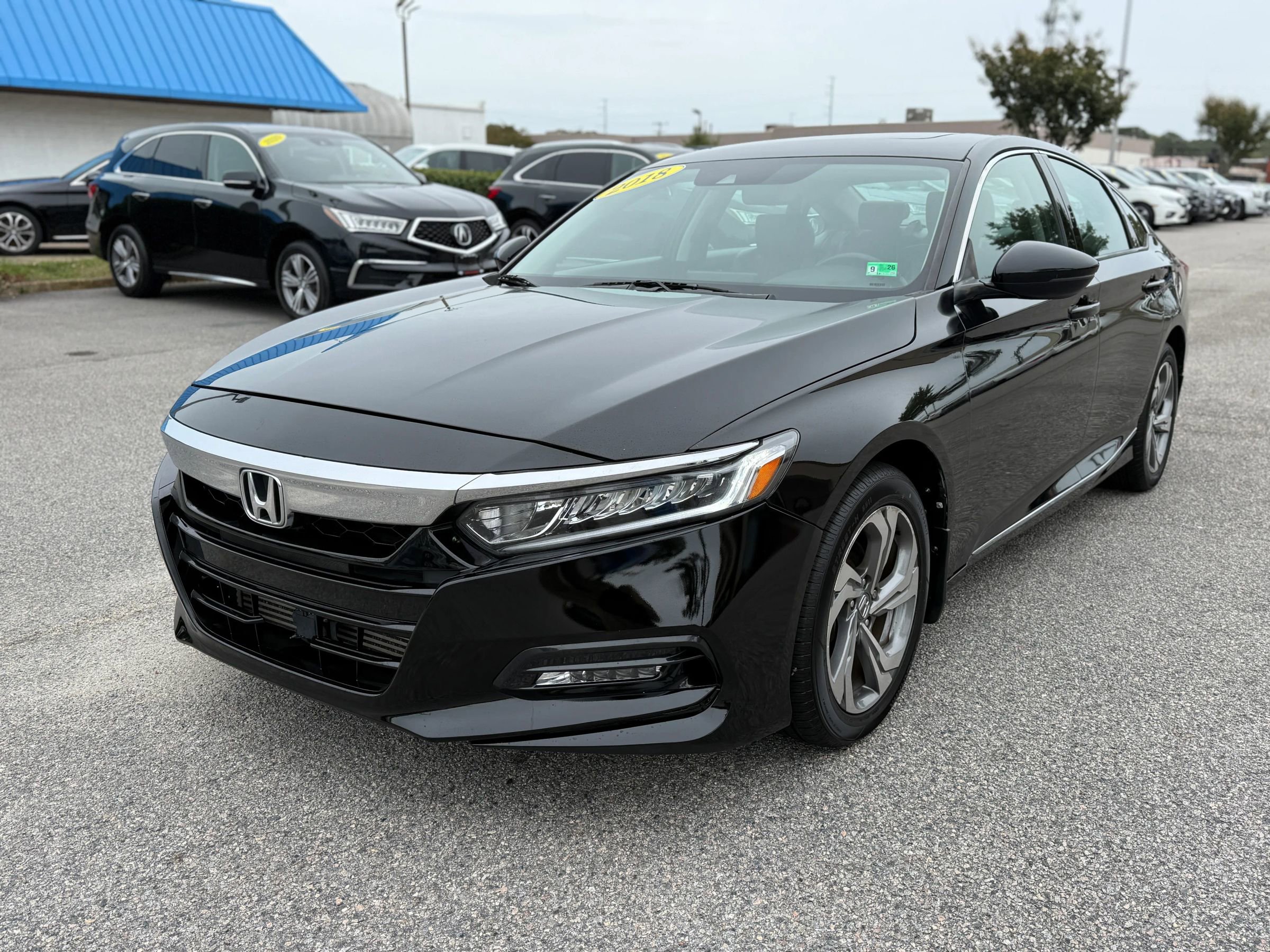 Used 2018 Honda Accord EX-L image 3
