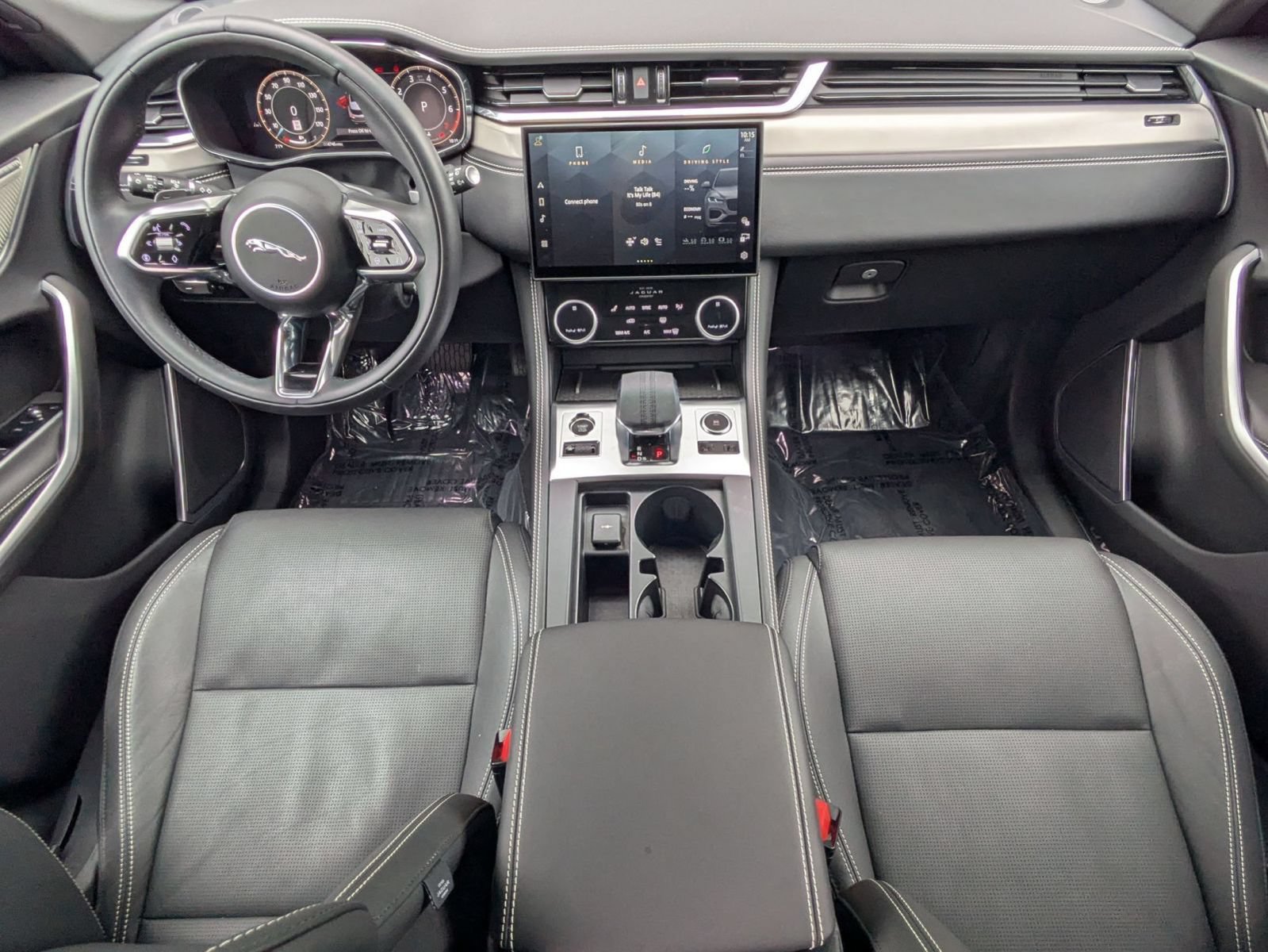 Used 2026 Jaguar F-PACE R-Dynamic S AWD/4WD image 25