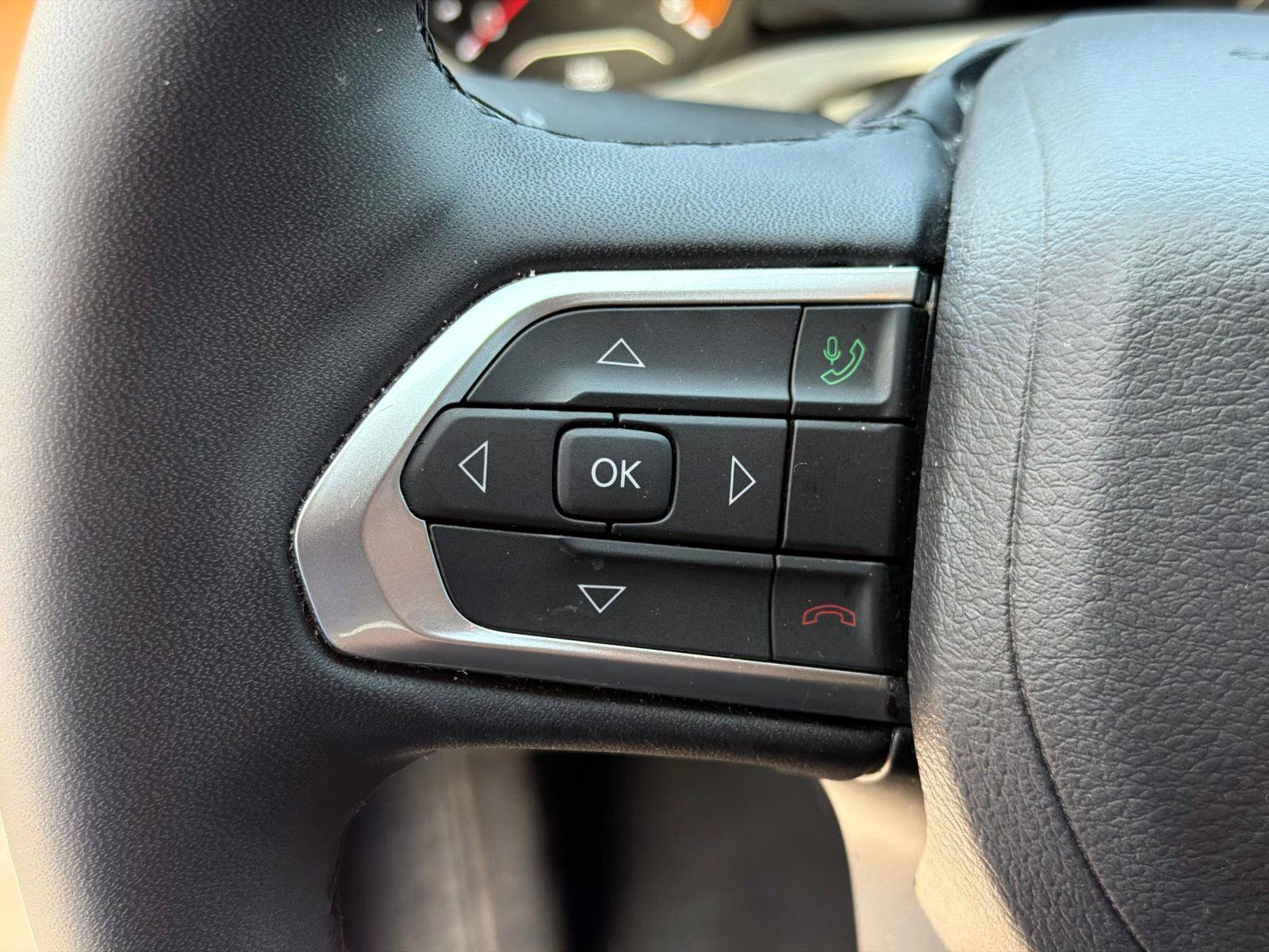 Used 2024 Jeep Compass Limited AWD/4WD image 16