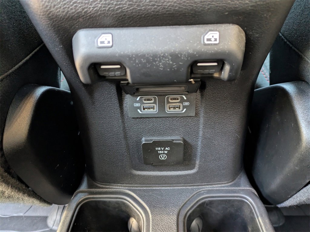 Used 2022 Jeep Wrangler Unlimited Rubicon image 13
