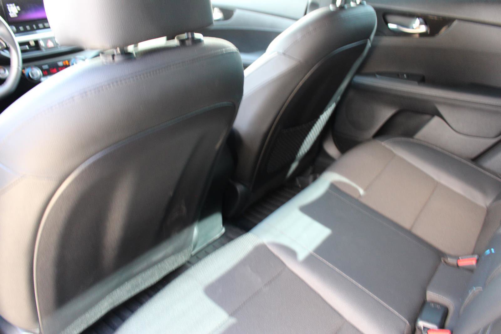 Used 2024 Kia Forte GT-Line image 32