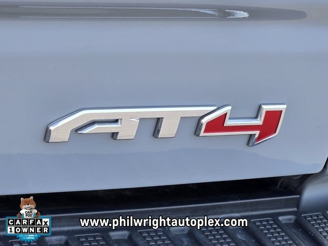 Used 2024 GMC Sierra 1500 AT4 w/ Technology Package AWD/4WD image 18