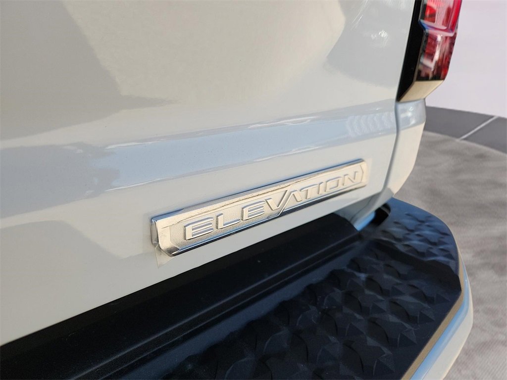 New 2026 GMC Canyon Elevation image 11