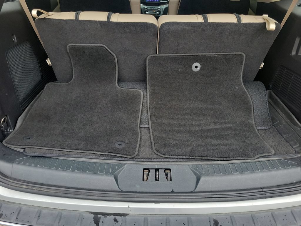 Used 2020 Ford Explorer Limited RWD image 29